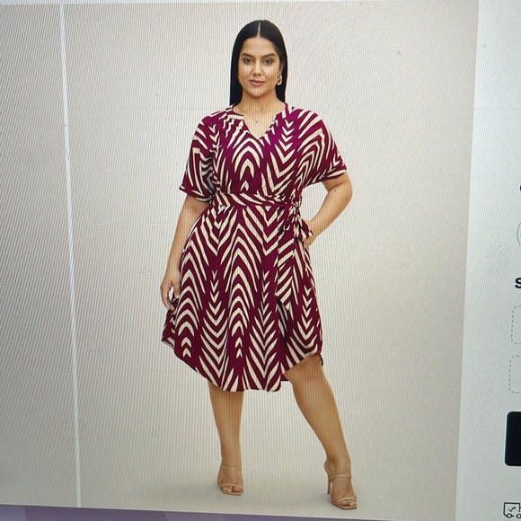 Bloomchic Geometric Belted Dolman Sleeve Curved Hem Dress - Picture 3 of 4